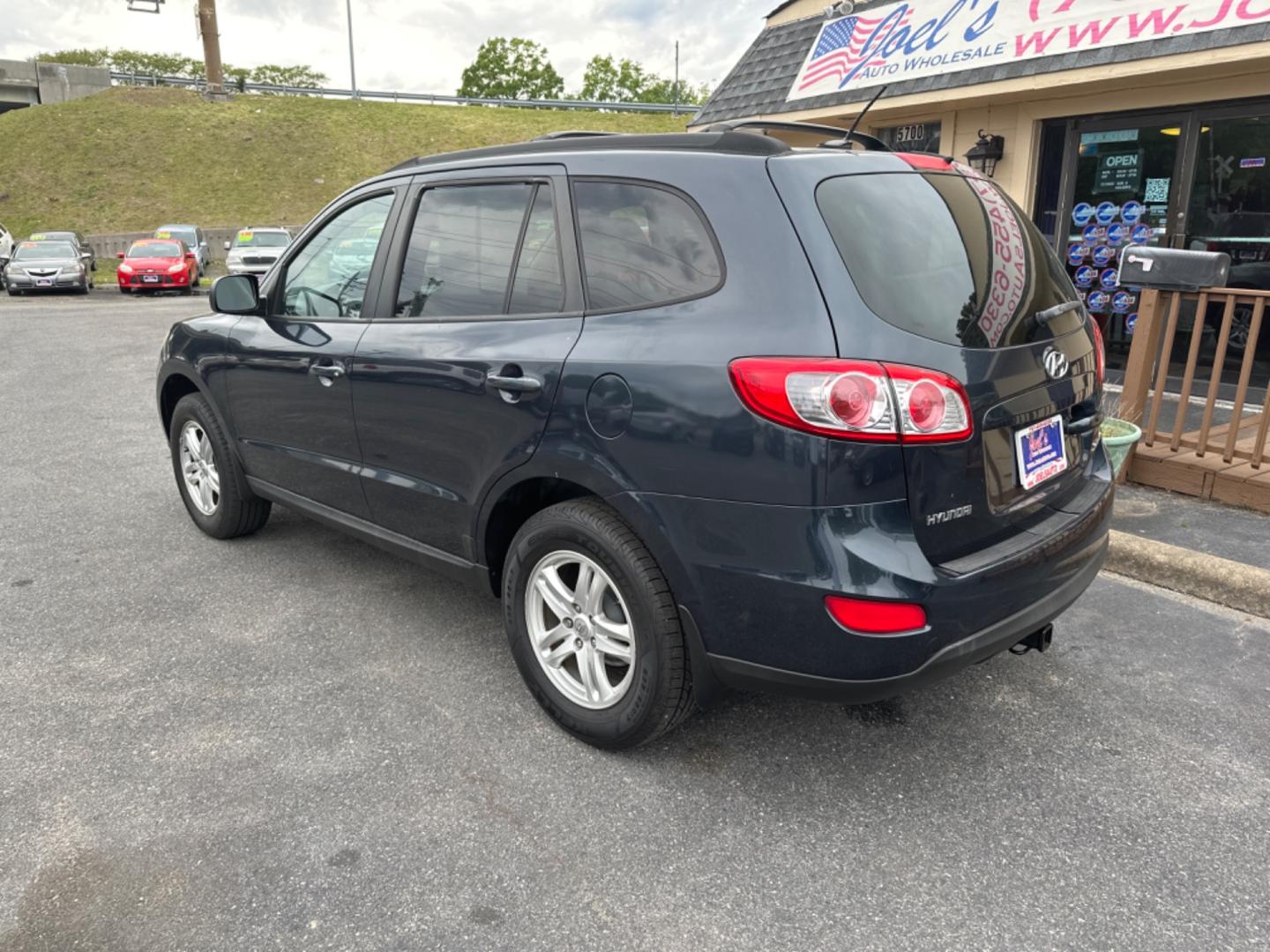 2011 Blue Hyundai Santa Fe (5XYZG3AB5BG) , located at 5700 Curlew Drive, Norfolk, VA, 23502, (757) 455-6330, 36.841885, -76.209412 - Photo#1